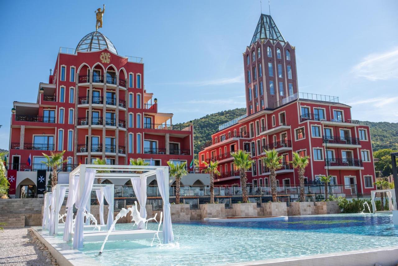 Alchemist Residence Von Goldenburg Belashtitsa Ngoại thất bức ảnh