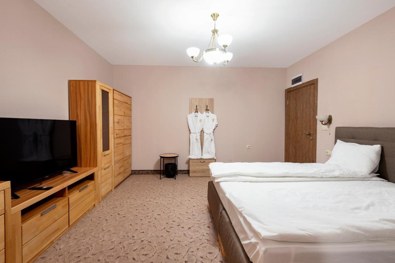 Alchemist Residence Von Goldenburg Belashtitsa Ngoại thất bức ảnh
