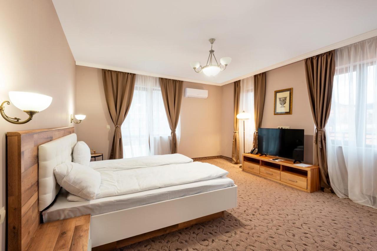 Alchemist Residence Von Goldenburg Belashtitsa Ngoại thất bức ảnh