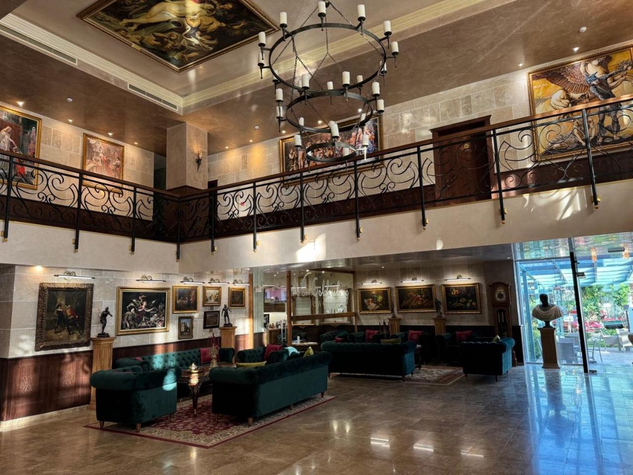 Alchemist Residence Von Goldenburg Belashtitsa Ngoại thất bức ảnh