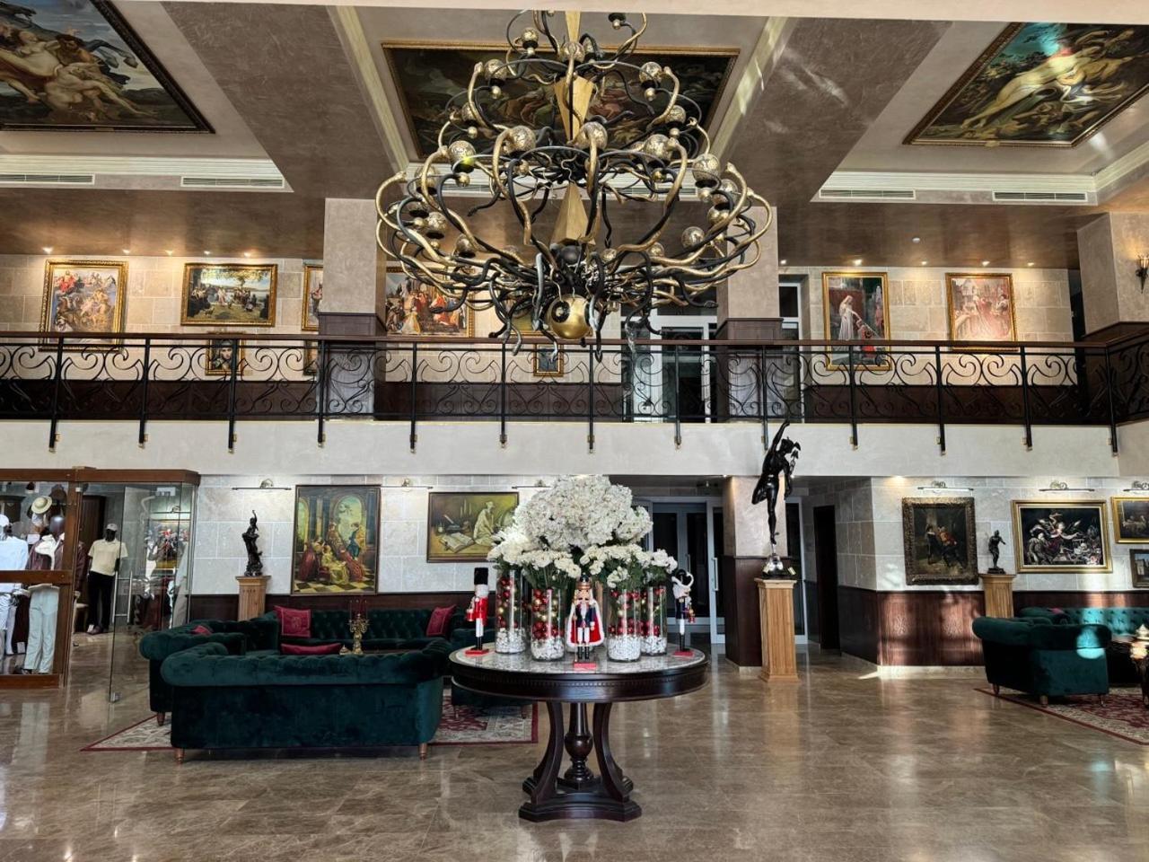 Alchemist Residence Von Goldenburg Belashtitsa Ngoại thất bức ảnh